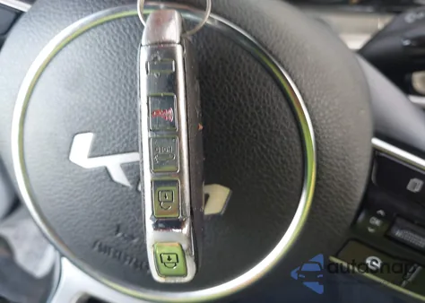 2022 Kia K5 Gt-Line from USA, damaged, VIN 5XXG64J20NG088400